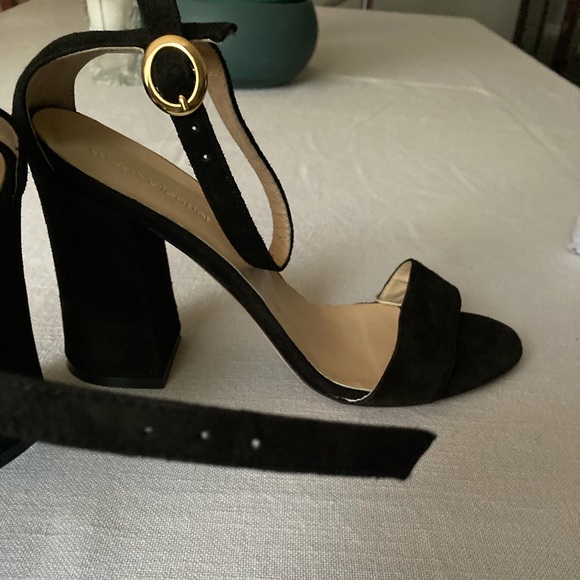 🇮🇹 Luca Valentini Black Suede Block Heel Strap - Picture 13 of 14